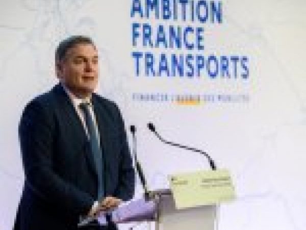 Ambition France Transports : Rapport final remis au ministre et plus de 200 contributions !